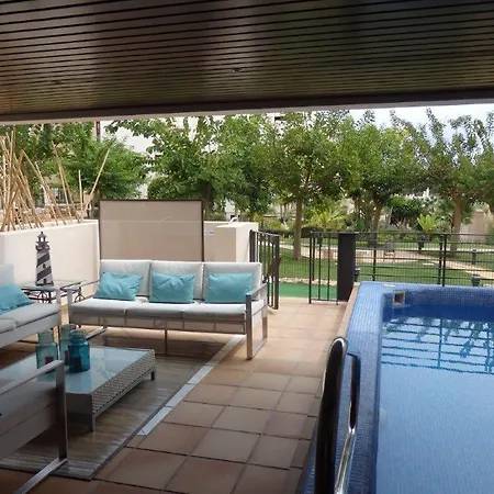 Daire For 4 People, Bahia De La Plata, Estepona, Malaga 150mts *